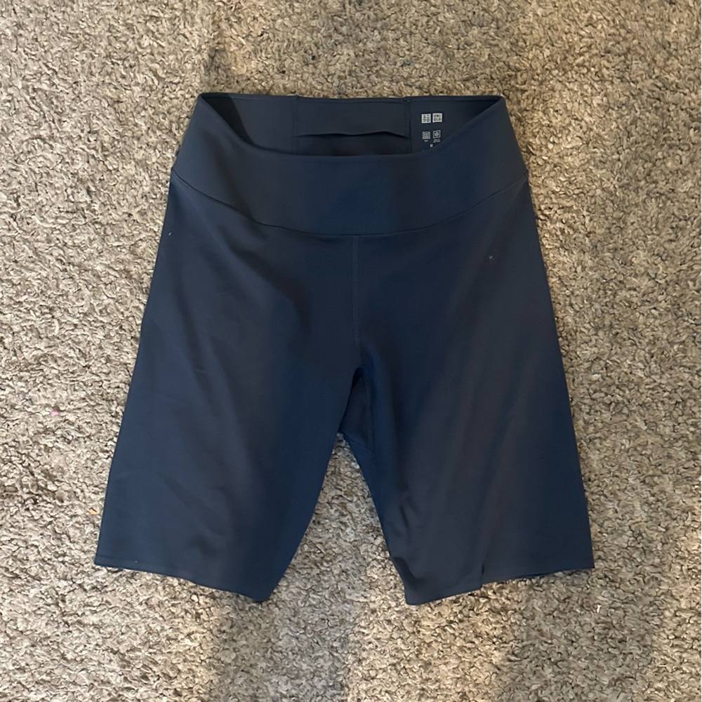 Uni qlo biker shorts blue